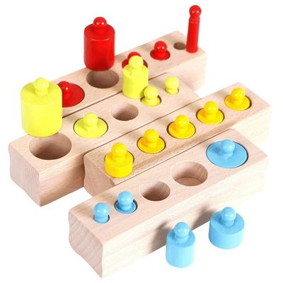 3cm感覚的なシリンダー ソケットのMontessoriのKnobbedシリンダ ブロックの幼稚園