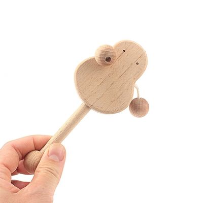 振鈴6は木のTeethers安全なTamborのブナの森Teetherをじりじり動かす