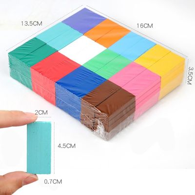 虹は教授をぐらつかせるPuzzle Domino Rallyためのドミノを着色した