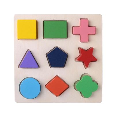 Montessoriの木の赤ん坊を分類して幾何学的な木のブロック15cmの幼稚園をもてあそぶ