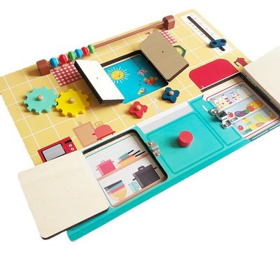 子供の認知の開発の木のMontessoriの活動板