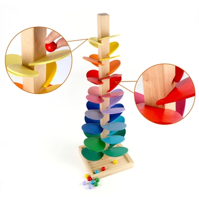 Montessoriの教育おもちゃは大理石の球の操業トラック ゲームの赤ん坊の子供の子供の知性木が付いている木音楽木を妨げる