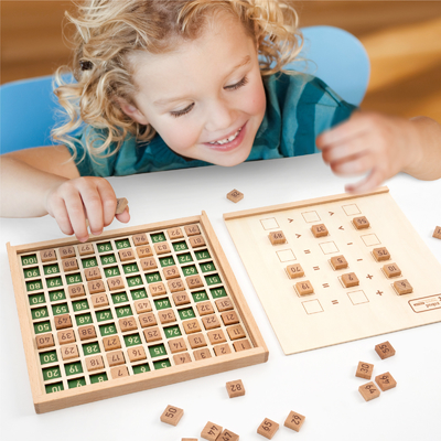 教育Montessori 	就学前のカウント数のための木の数学のおもちゃ