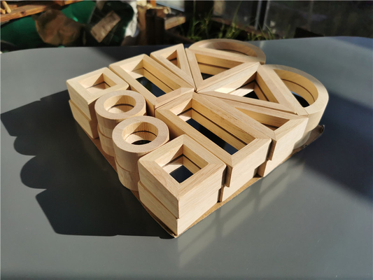 子供のMontessoriの木のおもちゃの感覚的な虹ミラーは教育Bulidingのアクリルのスタッカーを積み重ねる固体ゴム製木を妨げる