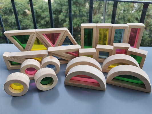 子供のMontessoriの木のおもちゃの感覚的な虹ミラーは教育Bulidingのアクリルのスタッカーを積み重ねる固体ゴム製木を妨げる