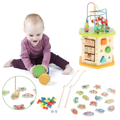 Montessoriの新年の子供の赤ん坊の幼児のための大きい木の活動の立方体