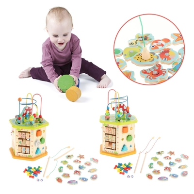 Montessoriの新年の子供の赤ん坊の幼児のための大きい木の活動の立方体
