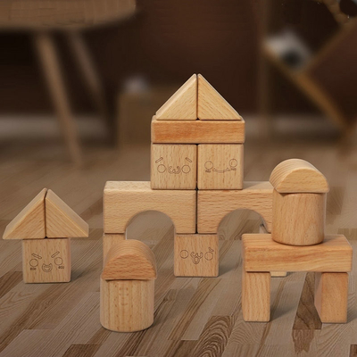 20pcsブナのBurlywoodの教育を学んでいる木のブロックのおもちゃ自然なMontessori