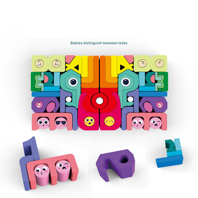 子供の木の虹の教育Montessoriをブロック