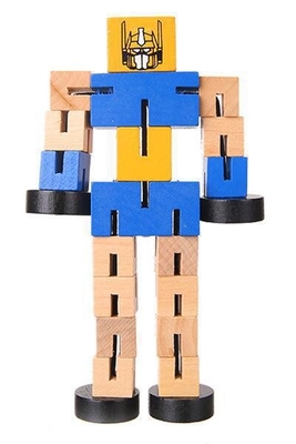 子供のおもちゃの困惑は木のロボット ブロック手の演劇モデルを変形させた